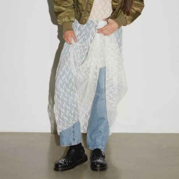 Dr. Martens JORGE II CELESTIAL MOTH EMBROIDERED MULES MSRP$210 Chic & Grunge - Picture 13 of 16